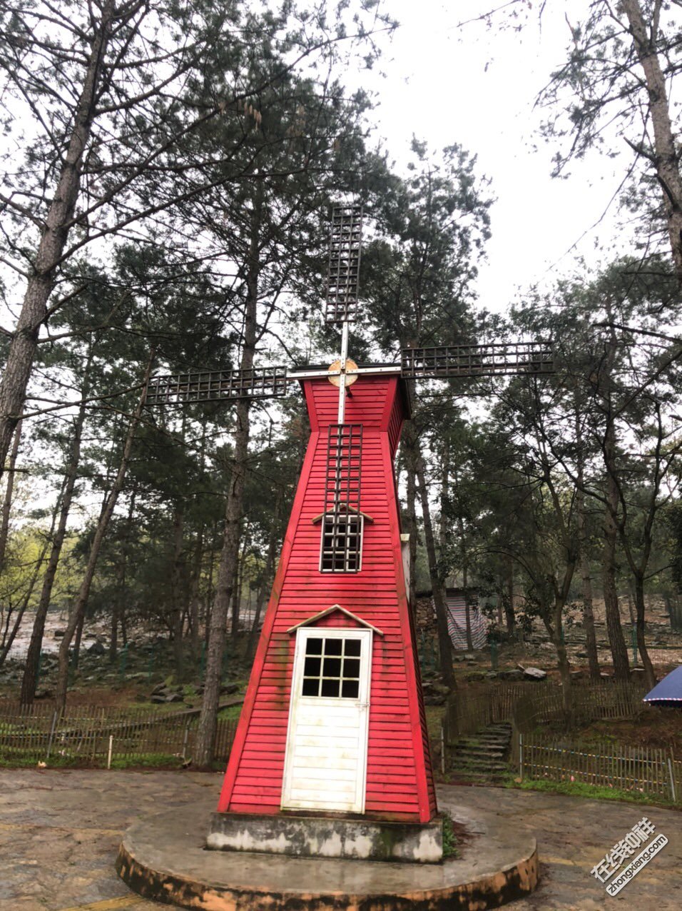 京山的白鹿春风景区